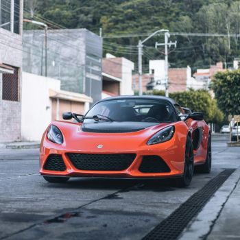 Lotus Repair and Services In East Cobb